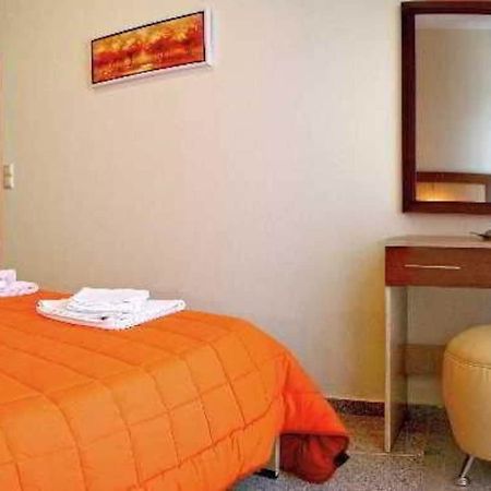Arisvi Hotel سكالا كالونيس المظهر الخارجي الصورة